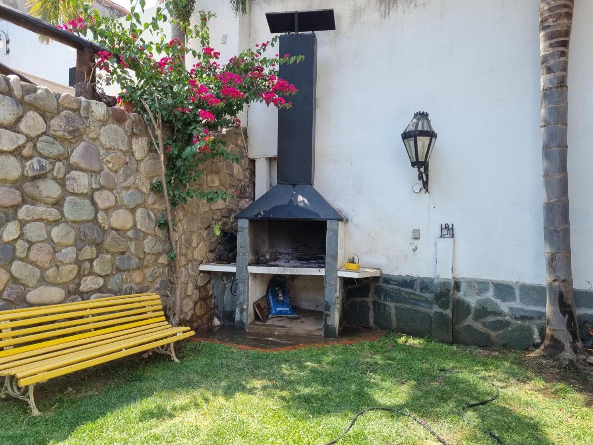 Hostal Las Rosas Salta Exterior foto