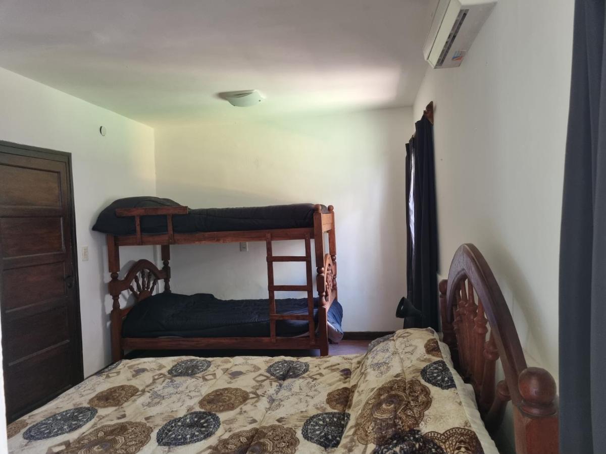 Hostal Las Rosas Salta Exterior foto